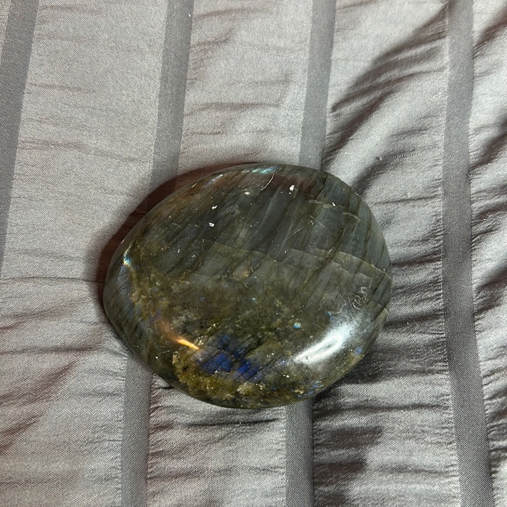 Laborite crystal